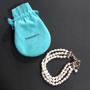 Tiffany pearl bracelet